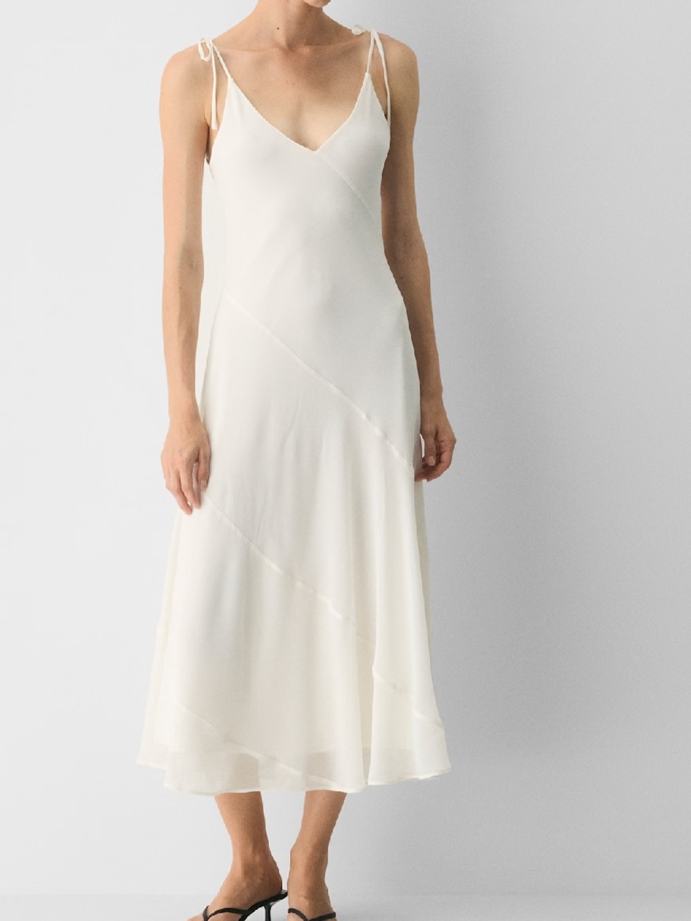 Wilfred Cream Tie-Strap V-Neck Maxi Dress